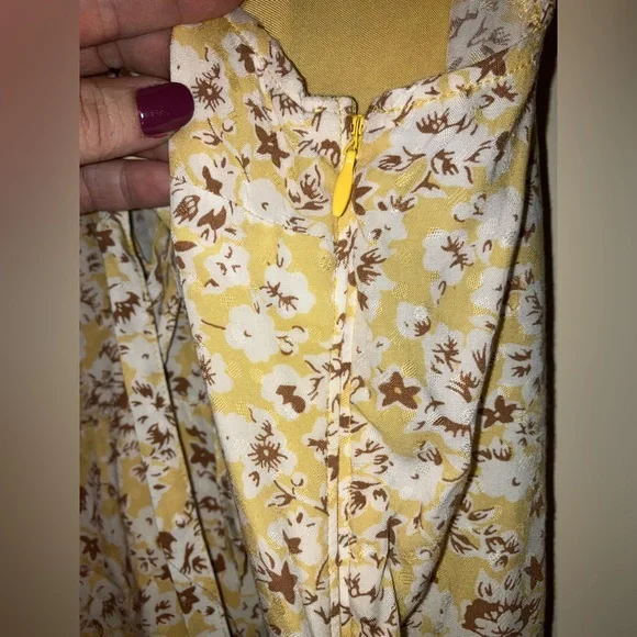 Abercrombie & Fitch Yellow Floral Sundress w/ pockets Size XLarge NWT - Picture 3 of 7
